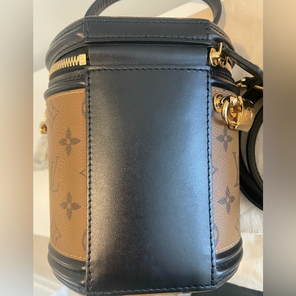 LOUIS VUITTON Reverse Monogram Cannes handbag - Picture 3 of 10